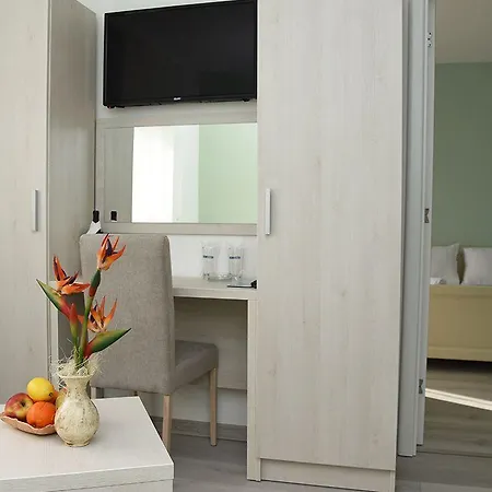 B&B Mk, Plavi Restoran, 로즈니차